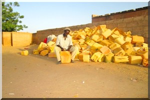 Récupération des bidons en caoutchouc : Une activité lucrative !