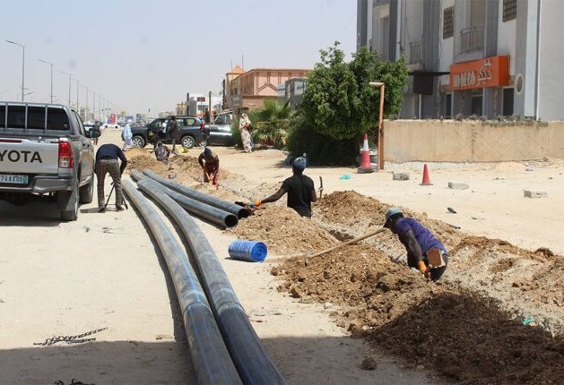 Le Ministère de l’Hydraulique approuve les plans de projets d’assainissement pour 5 villes