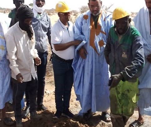 Adrar : L'eau jaillit dans les oasis
