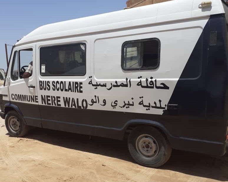 Gorgol : acquisition de deux minibus par la commune de Néré Walo pour le transport des élèves