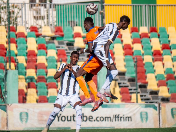 Super D1 : le FC Nouadhibou tenu en échec par Nouakchott Academy et conserve la tête 